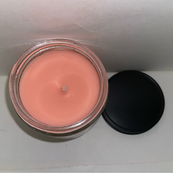 Bath & Body Works Peach Prosecco Macaron Single 1 Wick Candle Discontinued New - Picture 2 of 6